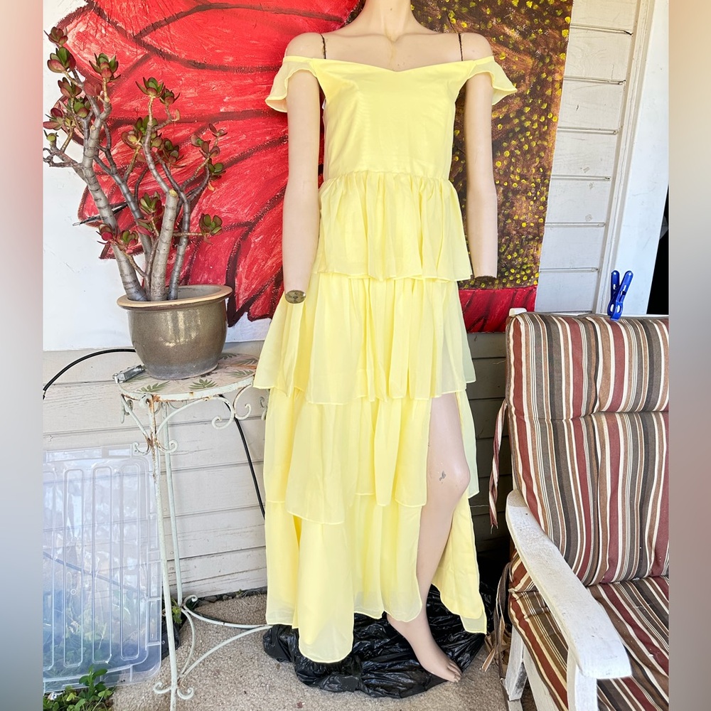 NewOff-Shoulder Yellow Tiered Formal Maxi Dress